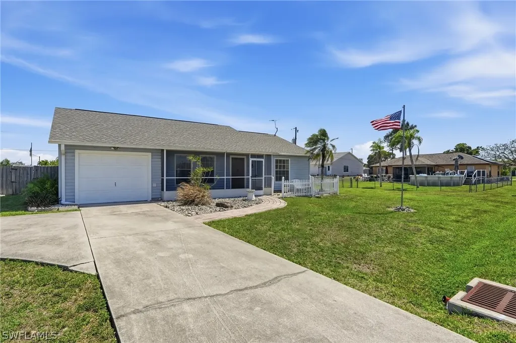 17179 Lee Road Fort Myers FL 33967