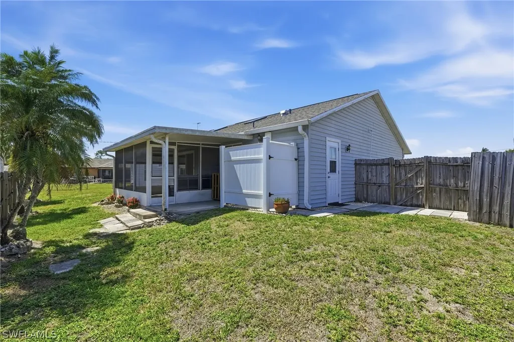 17179 Lee Road Fort Myers FL 33967