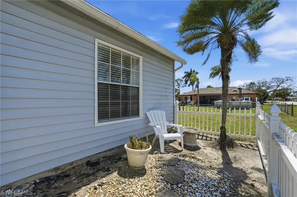 17179 Lee Road Fort Myers FL 33967