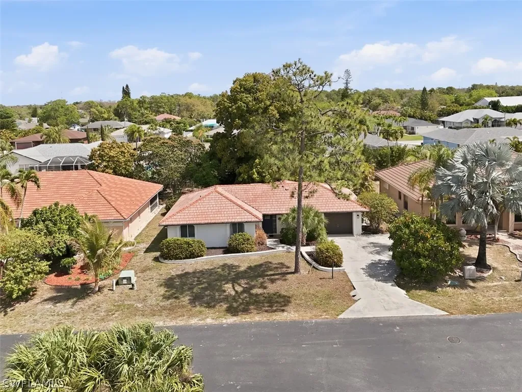 26920 Spanish Gardens Drive Bonita Springs FL 34135