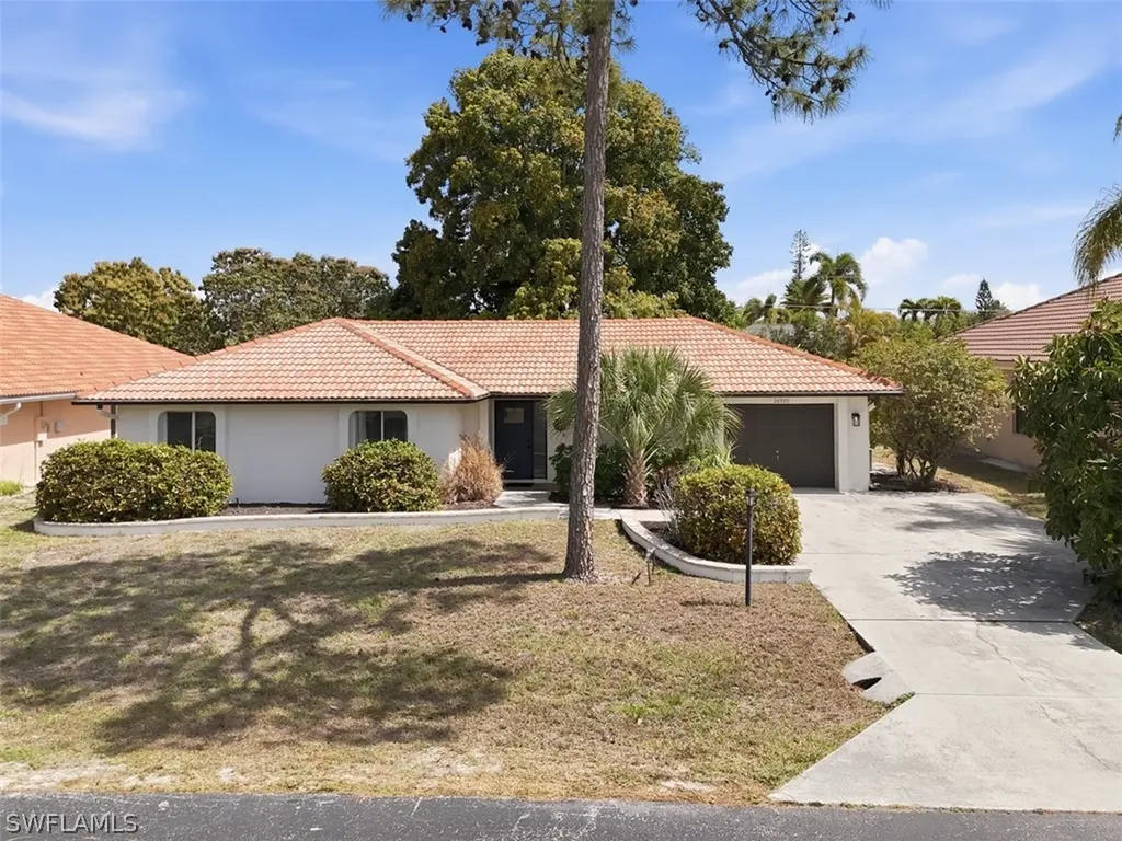 26920 Spanish Gardens Drive Bonita Springs FL 34135