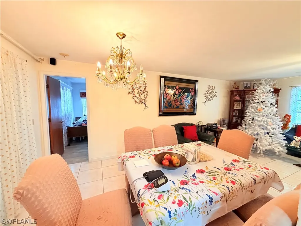 1439 SE 15th Street Cape Coral FL 33990