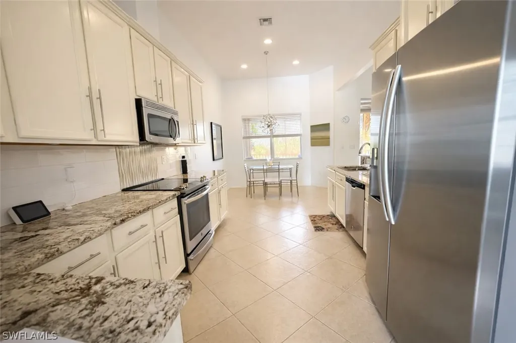 16571 Goldenrod Lane Alva FL 33920