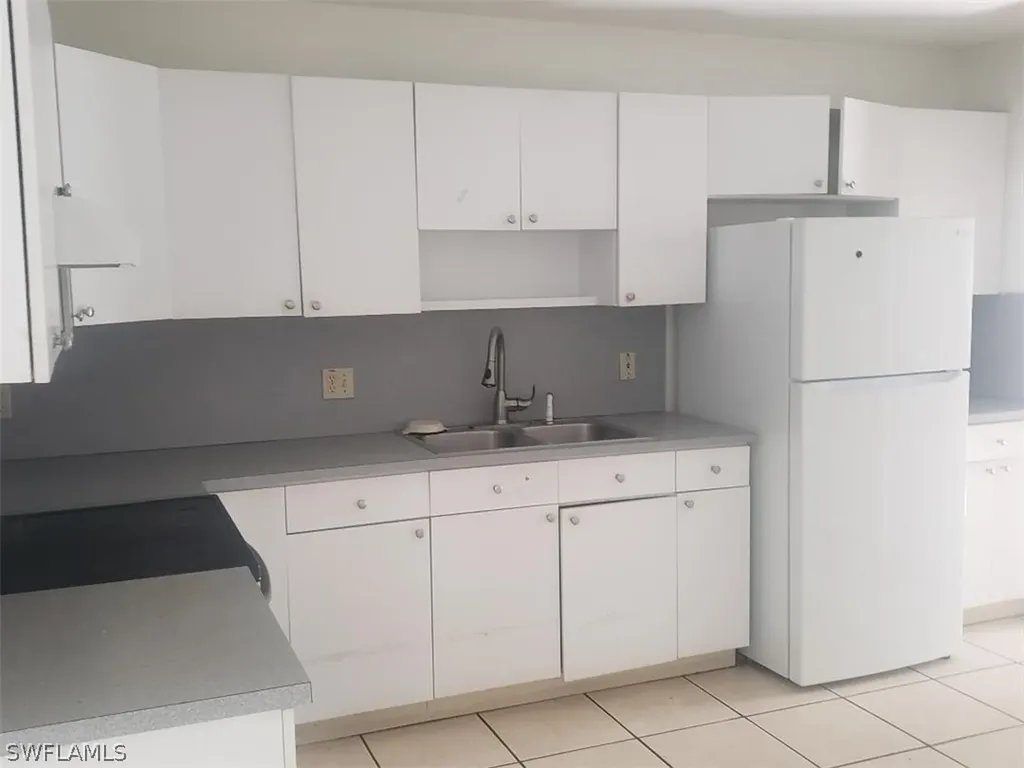 2620 Storter Avenue Naples FL 34112