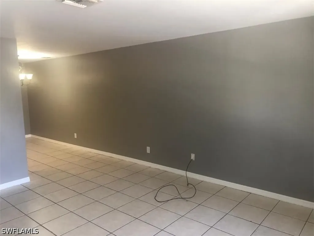 2620 Storter Avenue Naples FL 34112