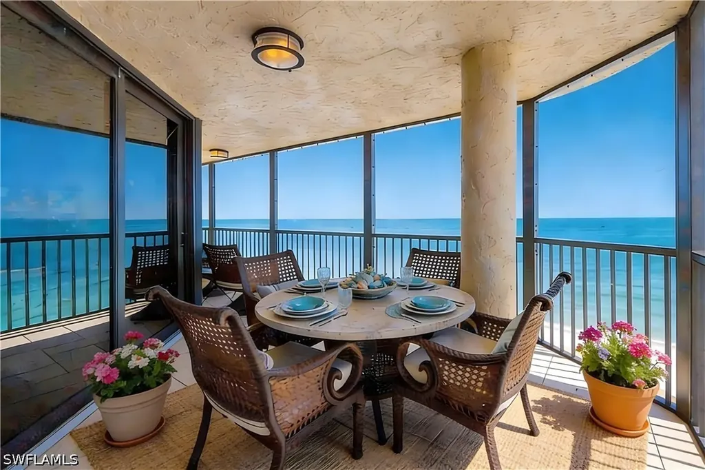 9653 Gulf Shore Drive Naples FL 34108
