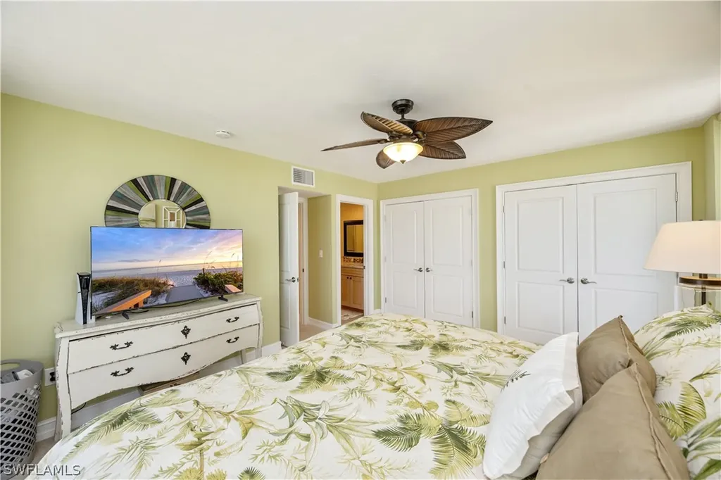 9653 Gulf Shore Drive Naples FL 34108
