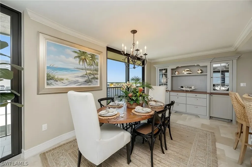 9653 Gulf Shore Drive Naples FL 34108