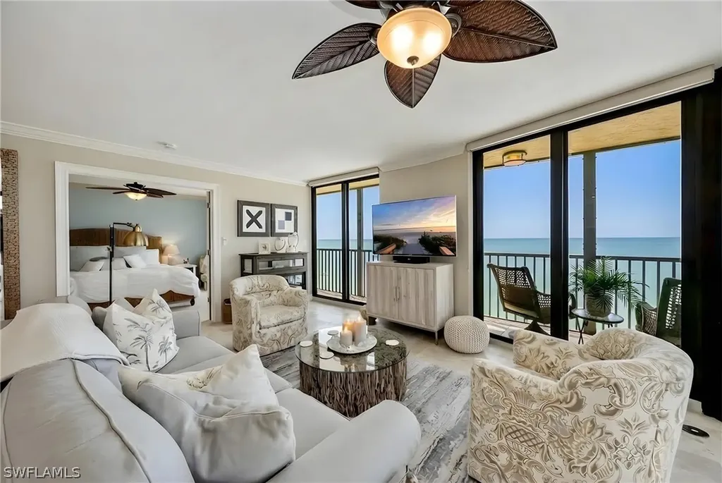 9653 Gulf Shore Drive Naples FL 34108