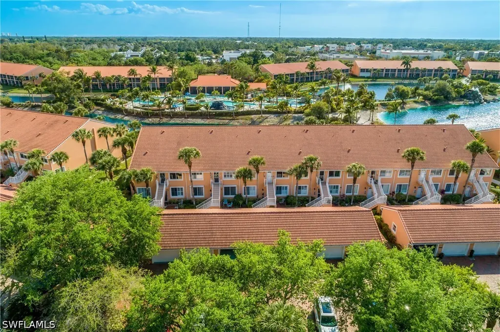 6630 Beach Resort Drive Naples FL 34114