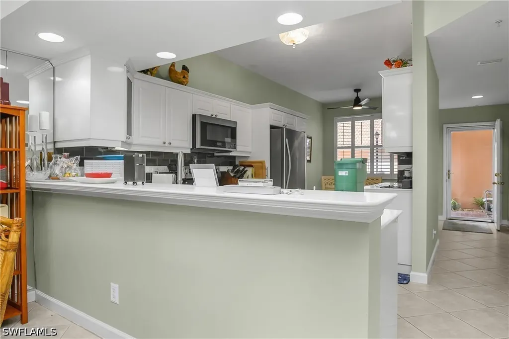6630 Beach Resort Drive Naples FL 34114