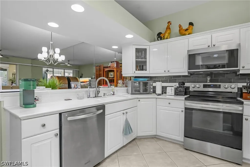 6630 Beach Resort Drive Naples FL 34114
