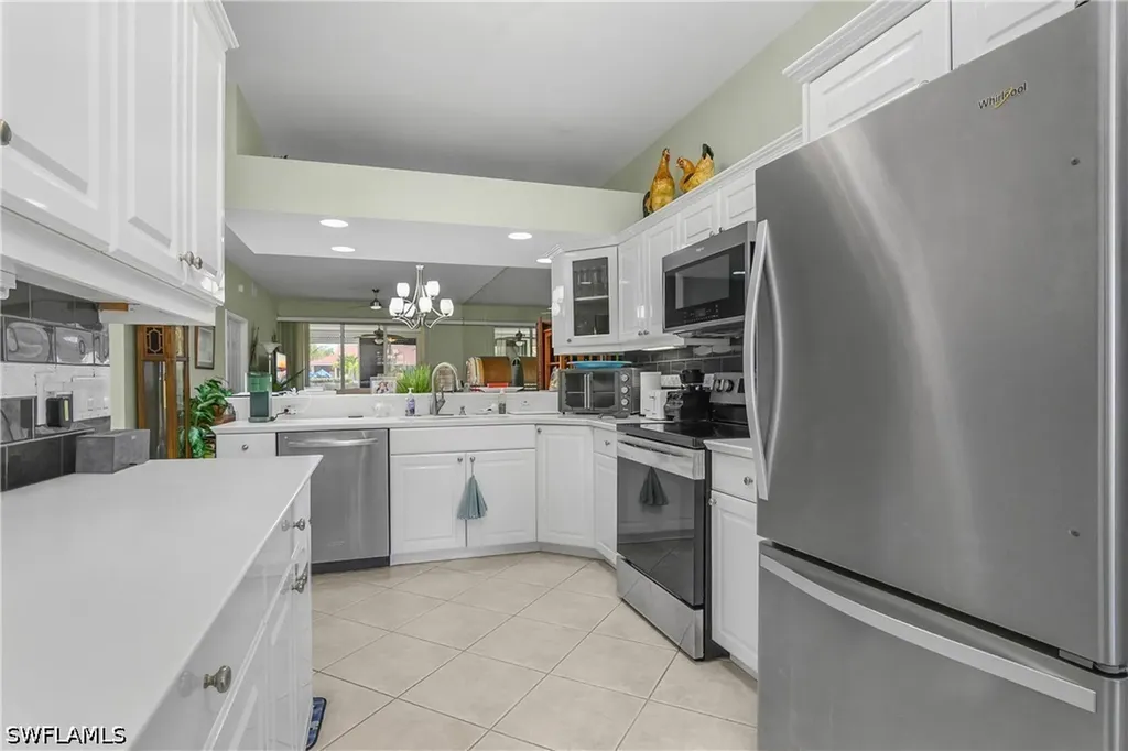 6630 Beach Resort Drive Naples FL 34114