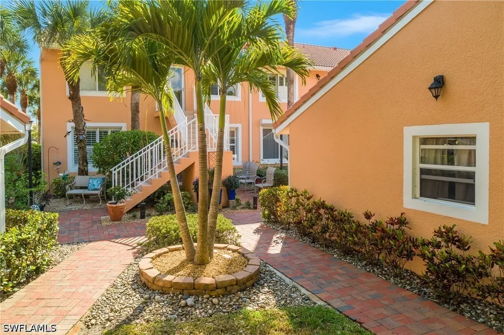6630 Beach Resort Drive Naples FL 34114