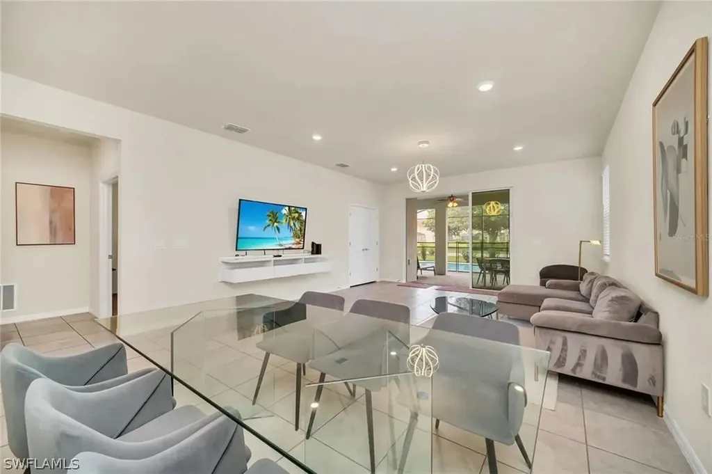 7407 Oakmoss Loop Davenport FL 33837