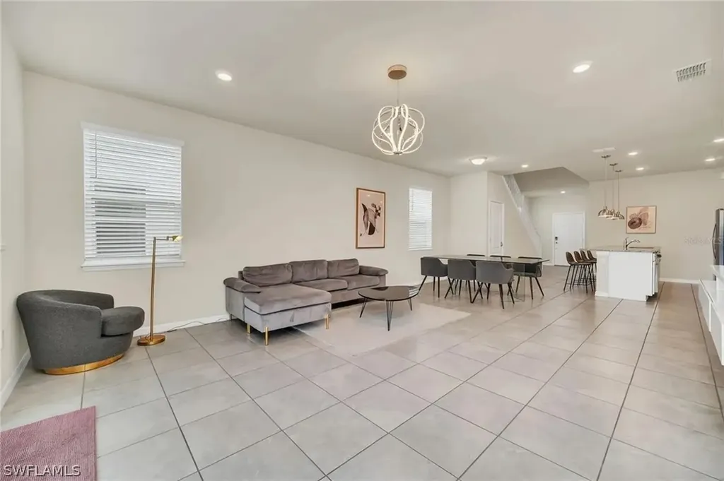 7407 Oakmoss Loop Davenport FL 33837