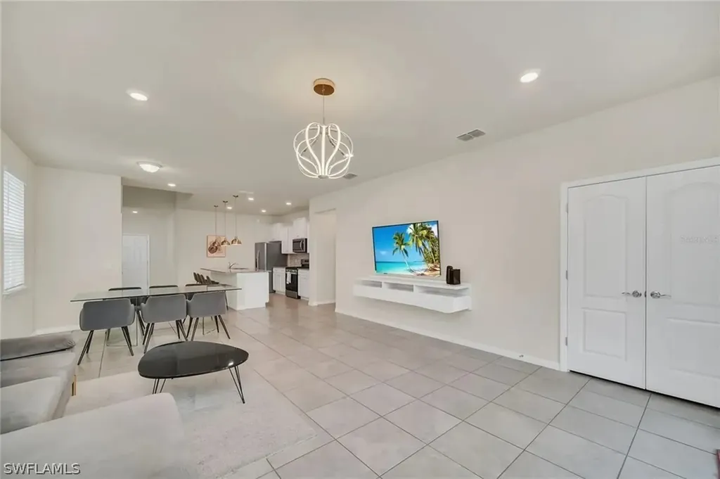 7407 Oakmoss Loop Davenport FL 33837