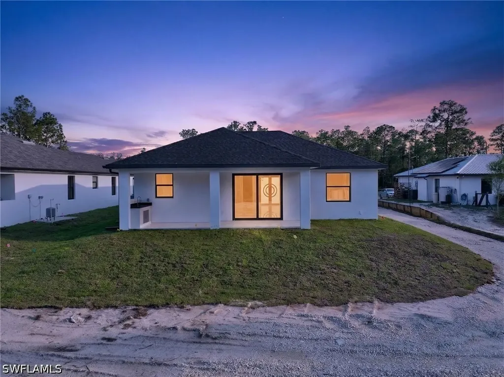 3549 43rd Avenue NE Naples FL 34120