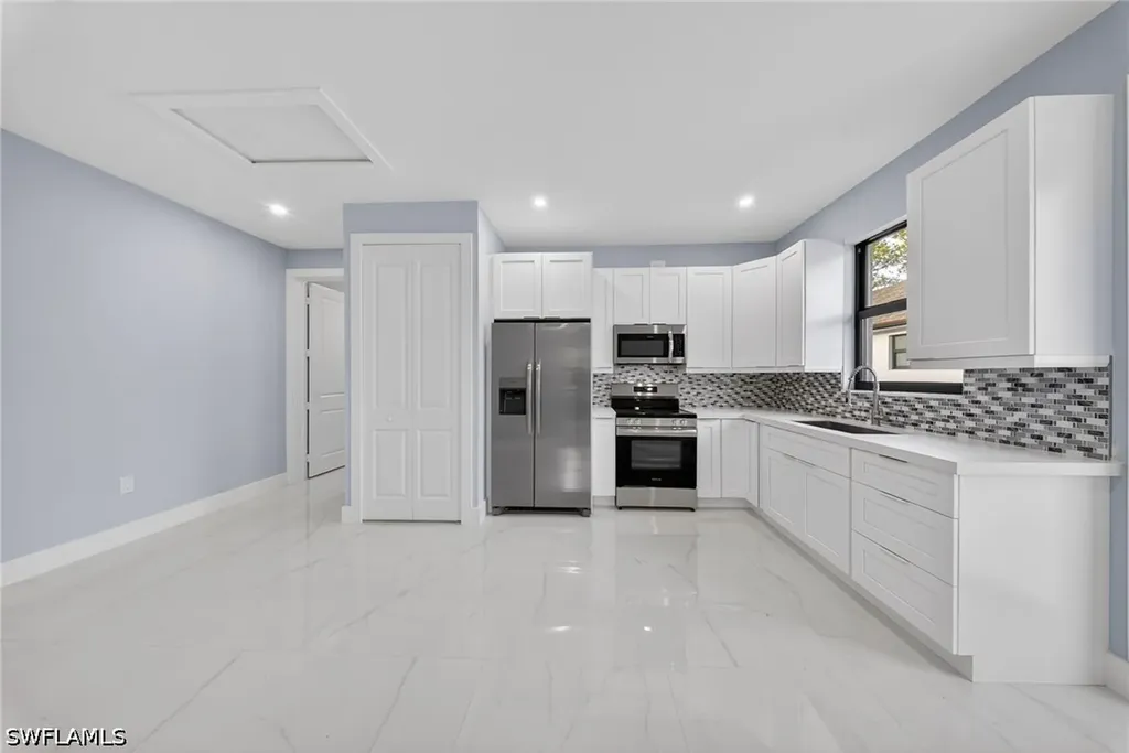 3549 43rd Avenue NE Naples FL 34120