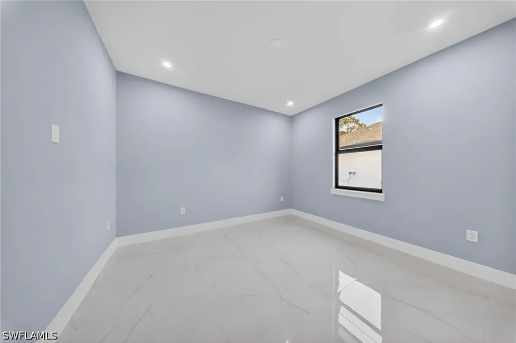 3549 43rd Avenue NE Naples FL 34120