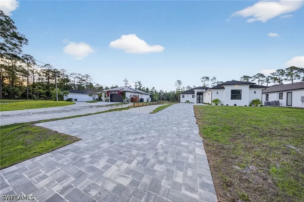 3549 43rd Avenue NE Naples FL 34120
