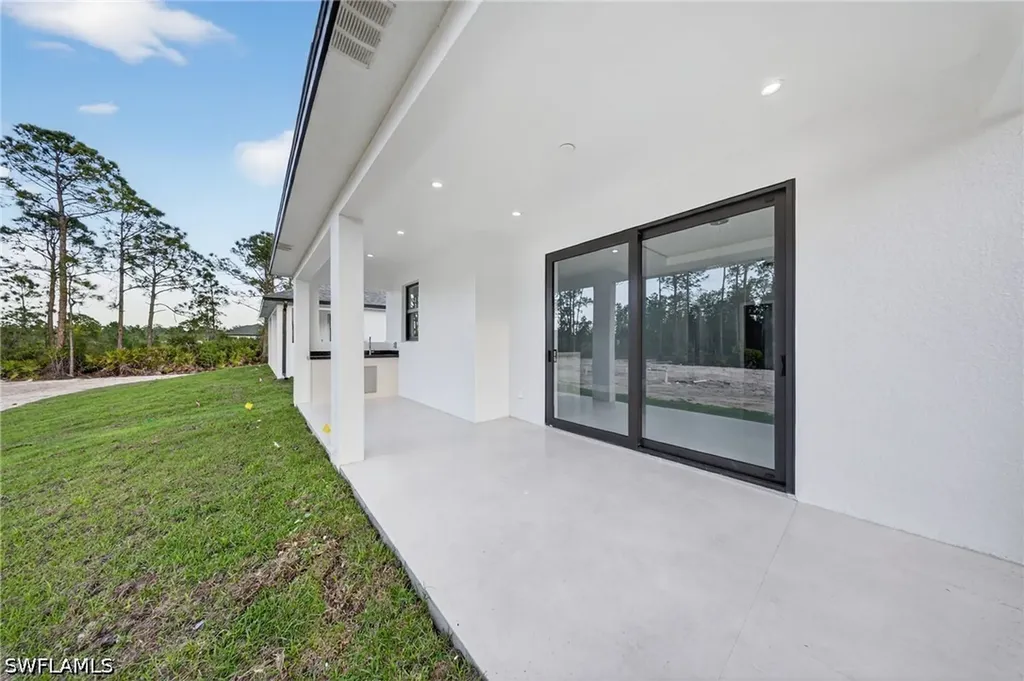 3549 43rd Avenue NE Naples FL 34120