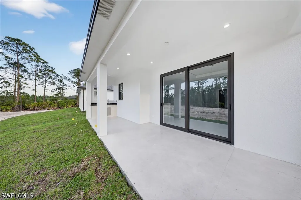 3549 43rd Avenue NE Naples FL 34120