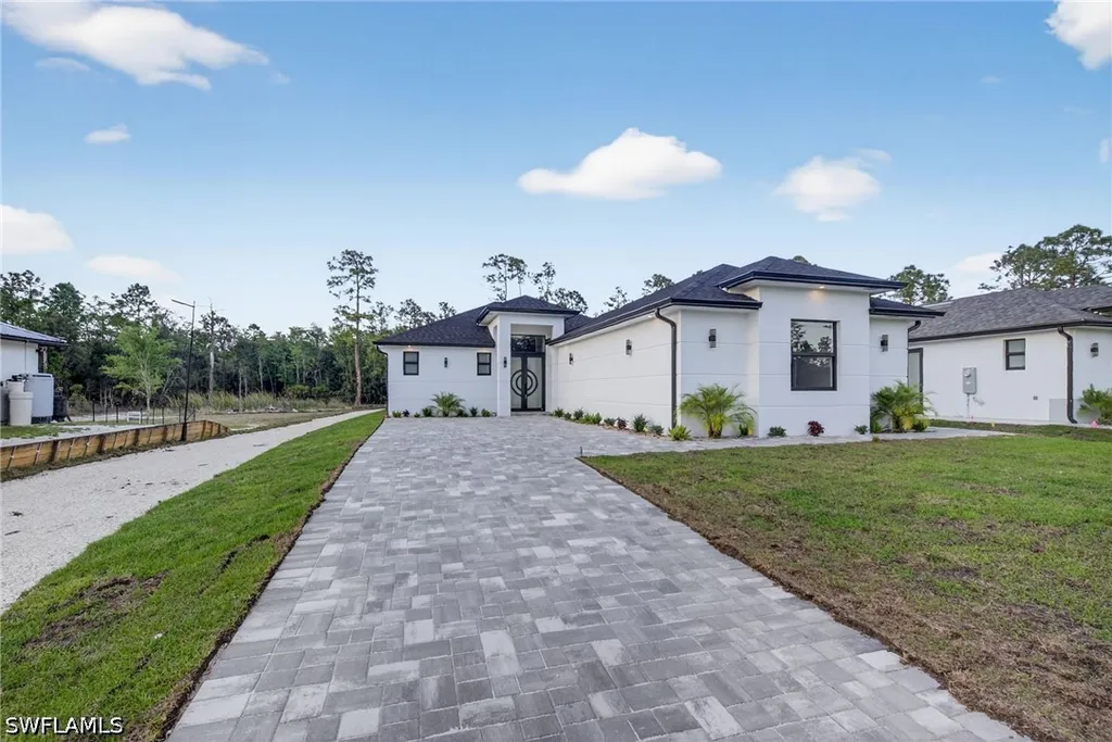 3549 43rd Avenue NE Naples FL 34120