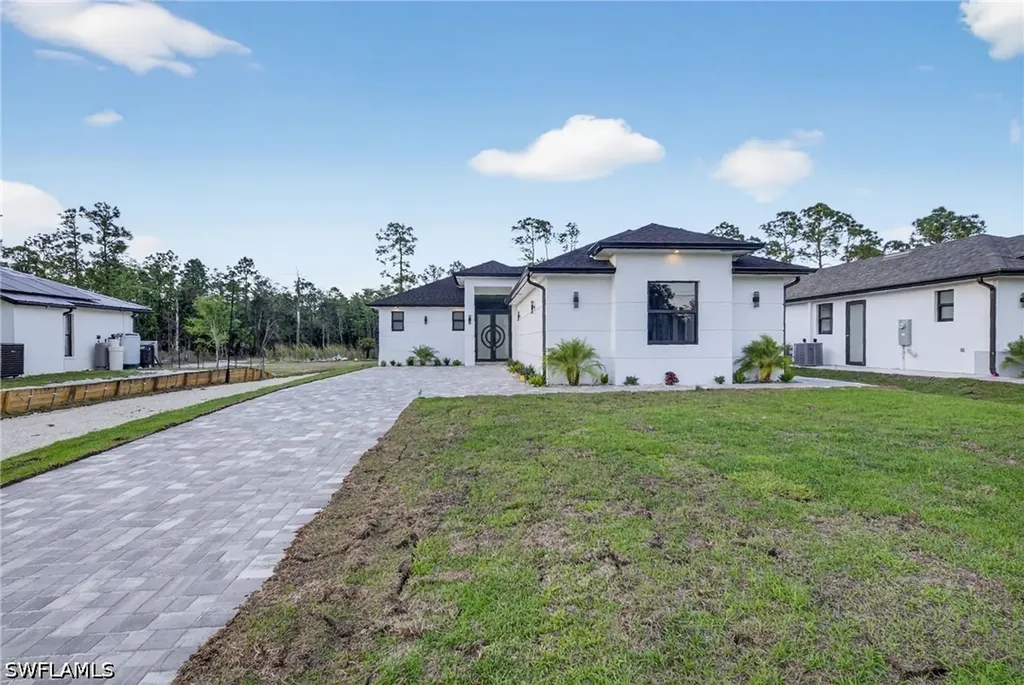 3549 43rd Avenue NE Naples FL 34120