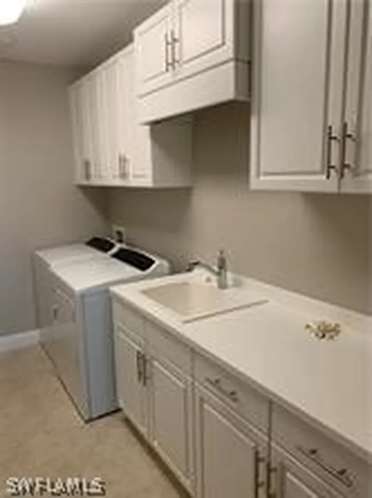 16390 Viansa Way Naples FL 34110