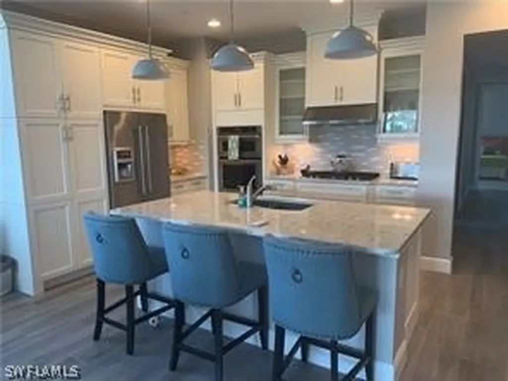 16390 Viansa Way Naples FL 34110