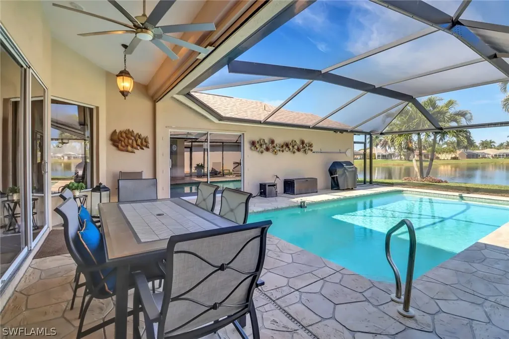 1466 Vintage Lane Naples FL 34104