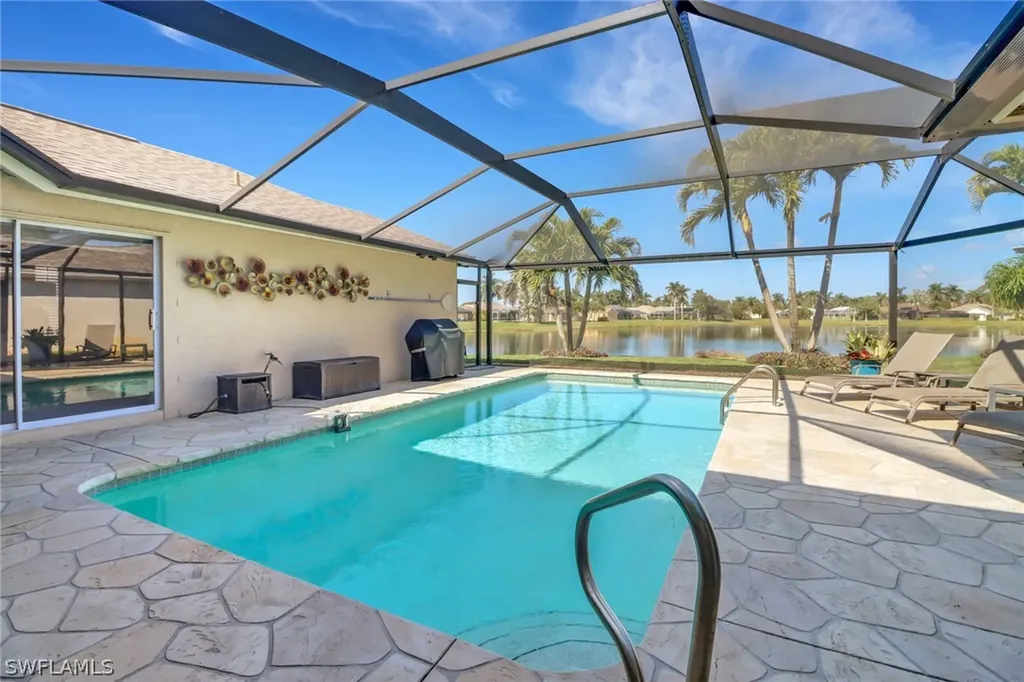 1466 Vintage Lane Naples FL 34104