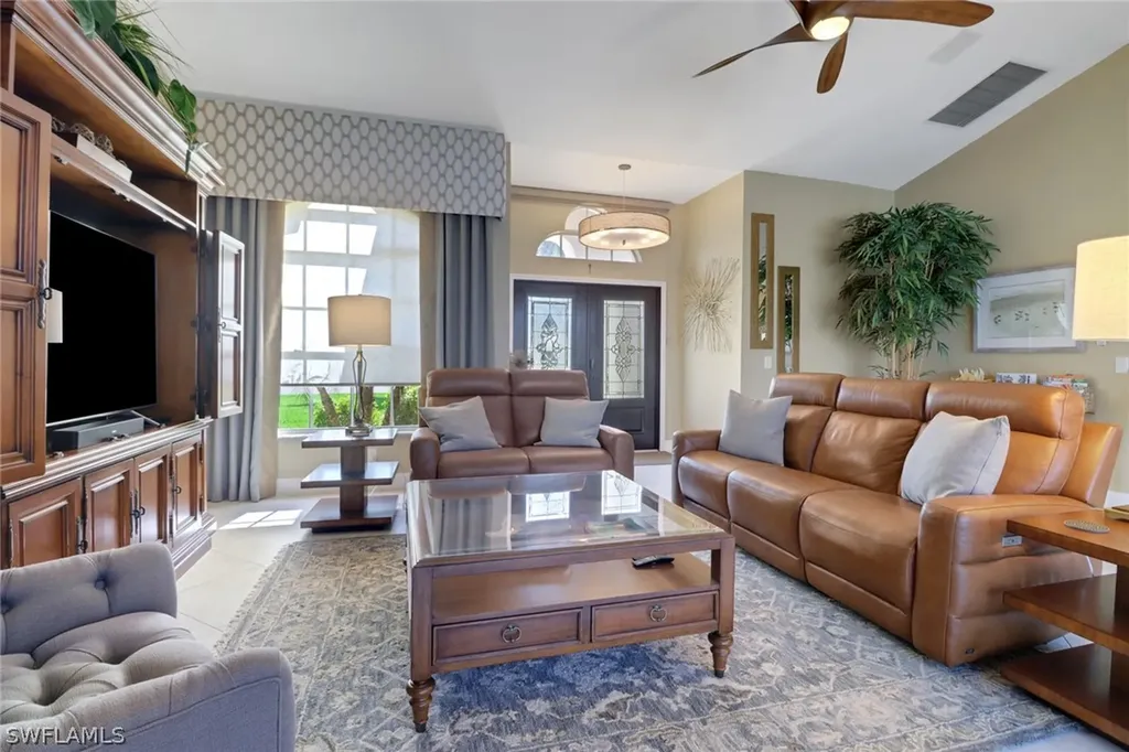 1466 Vintage Lane Naples FL 34104