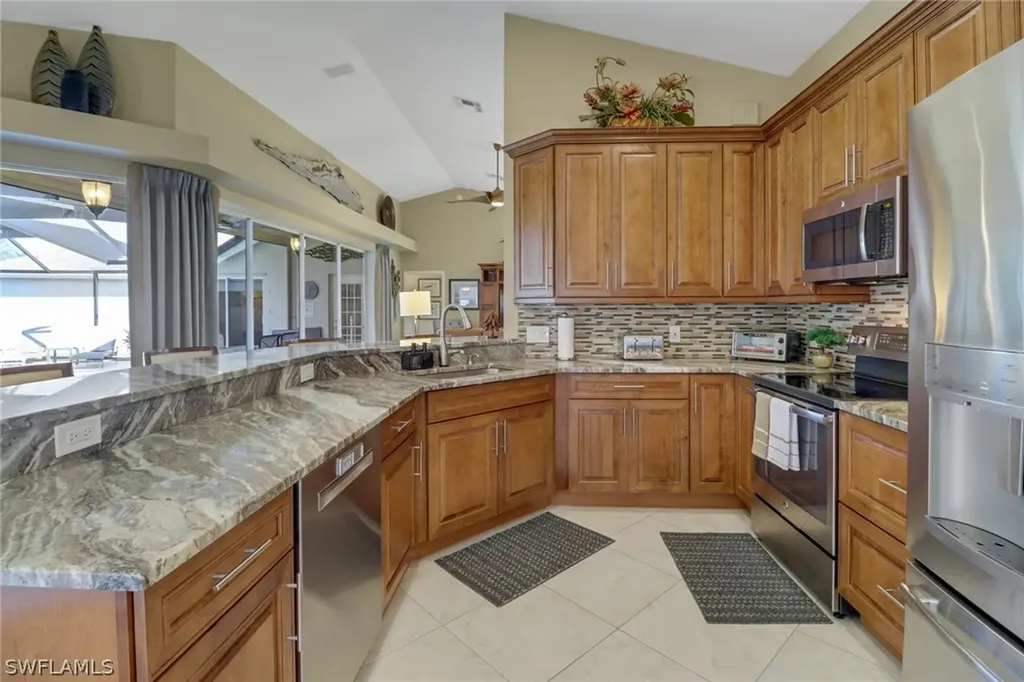 1466 Vintage Lane Naples FL 34104