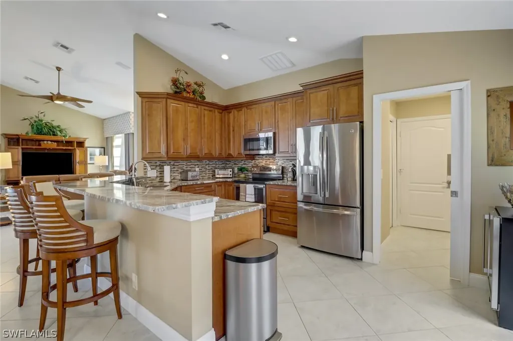 1466 Vintage Lane Naples FL 34104