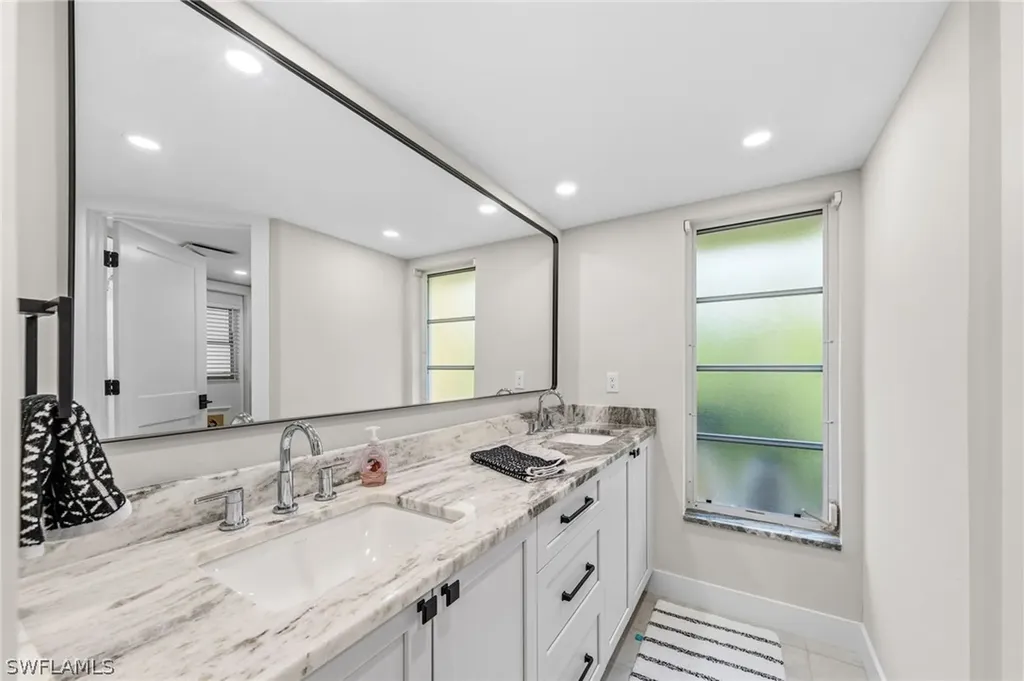 4724 Riverside Drive Estero FL 33928