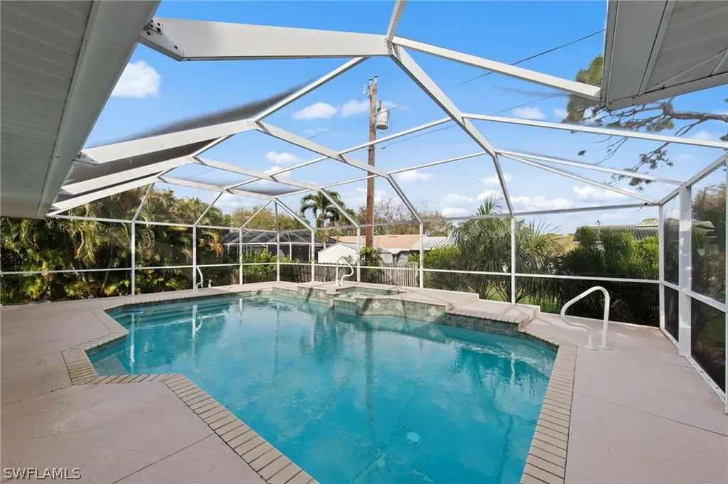 4724 Riverside Drive Estero FL 33928