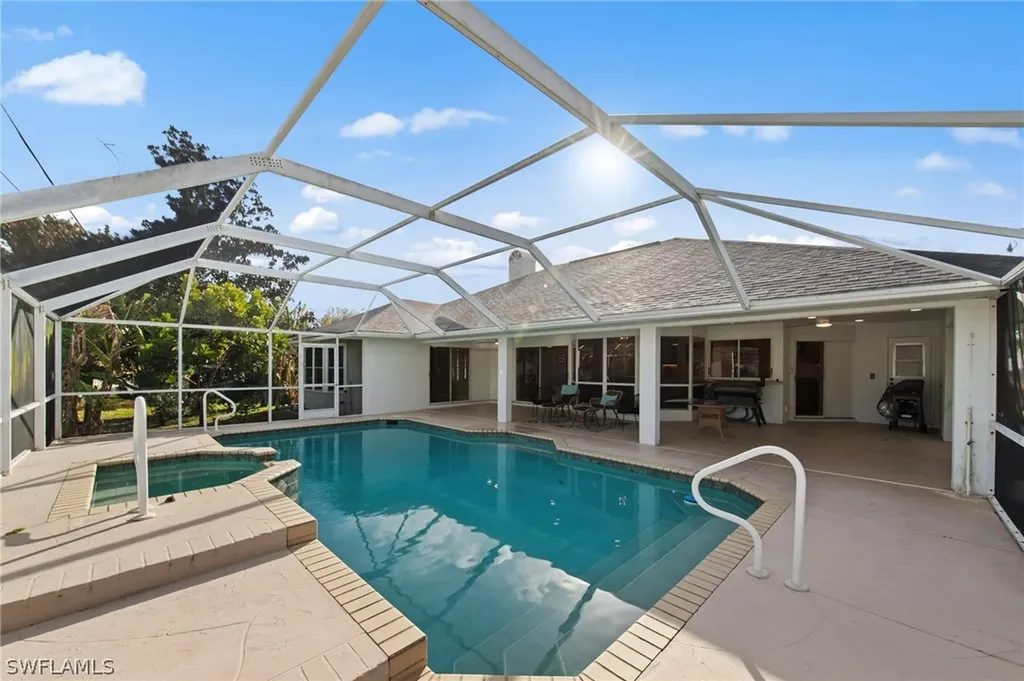 4724 Riverside Drive Estero FL 33928