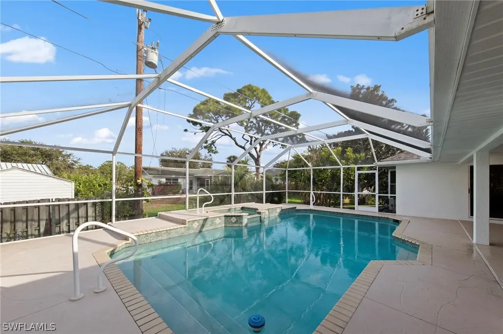 4724 Riverside Drive Estero FL 33928