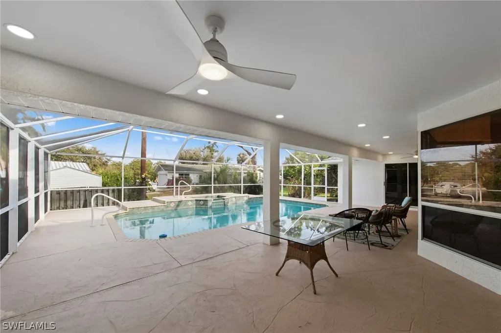 4724 Riverside Drive Estero FL 33928