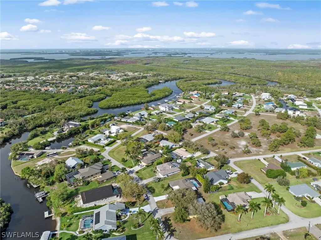 4724 Riverside Drive Estero FL 33928