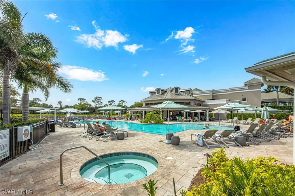 1799 Langford Lane Naples FL 34109