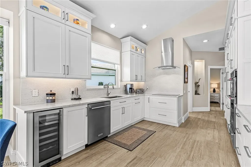 1799 Langford Lane Naples FL 34109