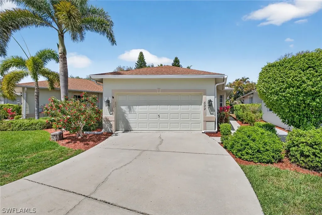 599 Crossfield Circle Naples FL 34104