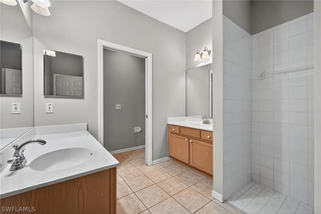 599 Crossfield Circle Naples FL 34104
