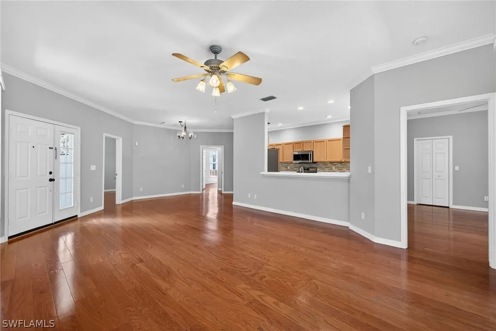 599 Crossfield Circle Naples FL 34104