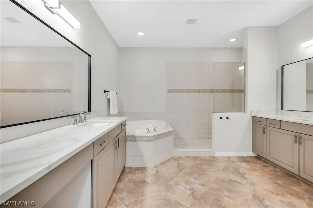 12850 Carrington Circle Naples FL 34105