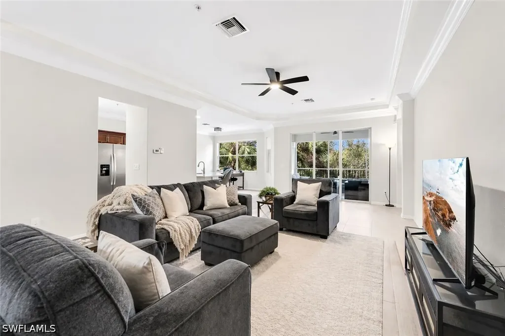 12850 Carrington Circle Naples FL 34105