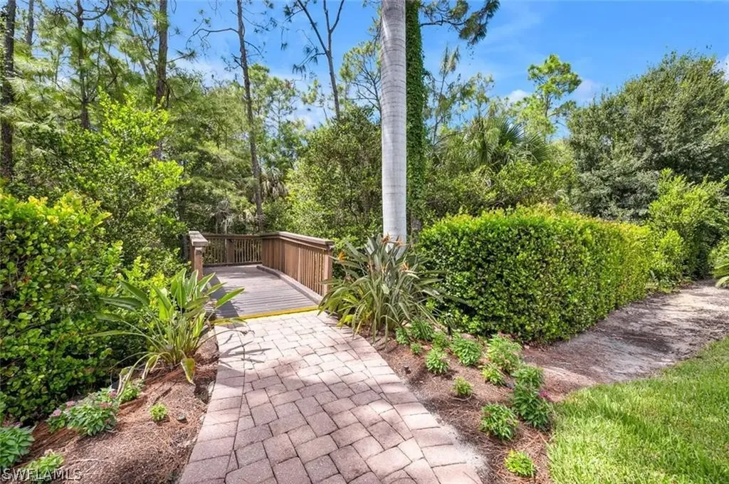 12850 Carrington Circle Naples FL 34105